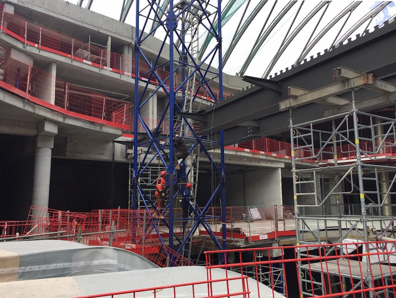 Chantier du Lillenium de Lille: grues