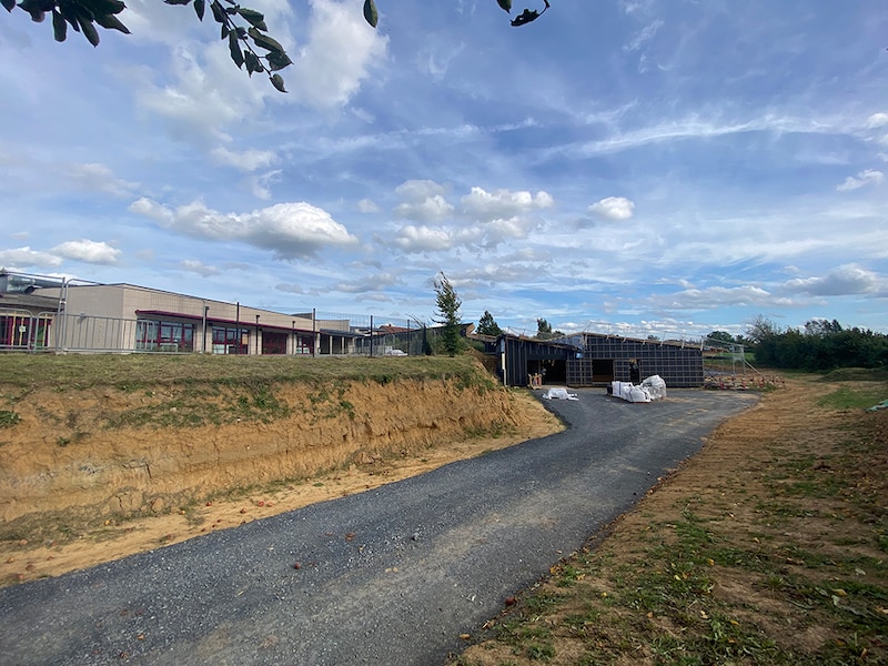 Ecole de Gommegnies (Nord) - Vue extérieure