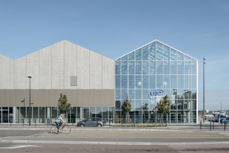 Bâtiment Cap de Bonne-Espérance aux Bassins à flot à Bordeaux (Gironde), par Hardel Le Bihan