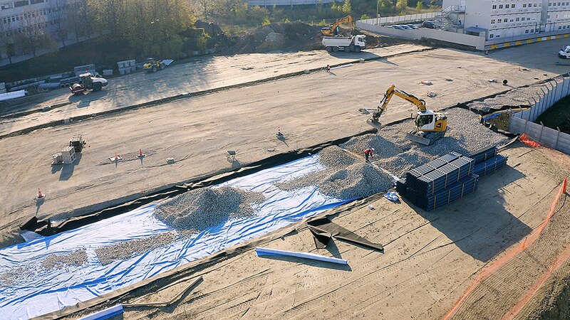 Chantier de chaussée-réservoir, sur les parkings du village olympique des JO 2024 à Saint-Denis (Seine-Saint-Denis), Novembre 2020