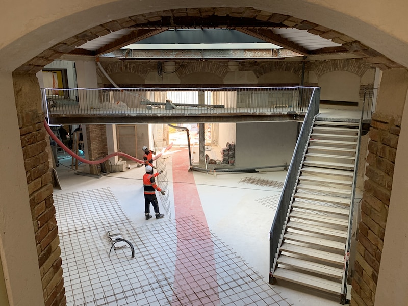 Restructuration de La Poste Colbert à Marseille (Bouches-du-Rhône)