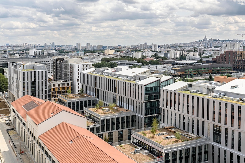 Universeine, l’un des secteurs du village des athlètes et futur quartier de Saint-Denis (Seine-Saint-Denis)