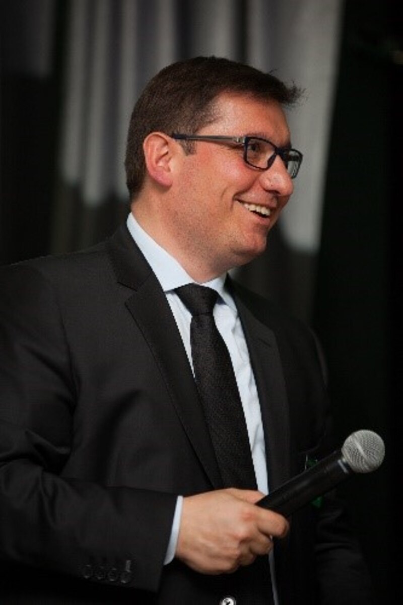 SCHNEIDER