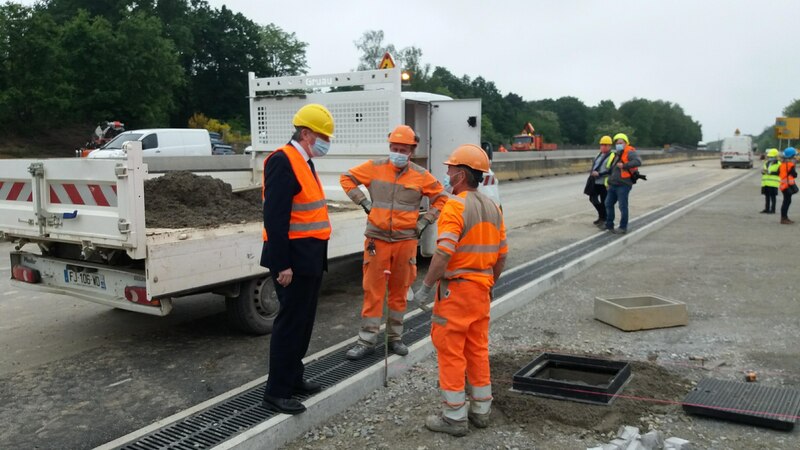 Le préfet de Loire-Atlantique, Claude d'Harcourt sur le chantier du périphérique de Nantes