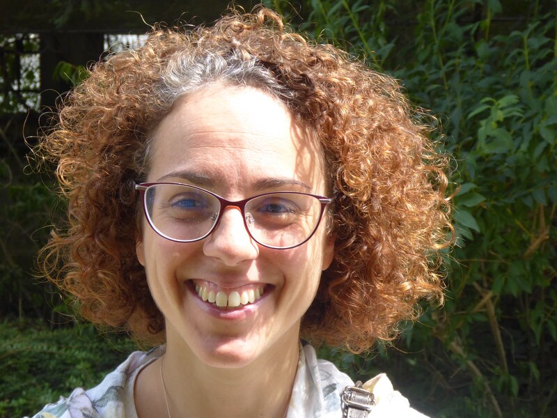 Silvia Zagheno a mis ses compétences d'architecte paysagiste au service du guide des lieux de recueillement adaptés au deuil périnatal.