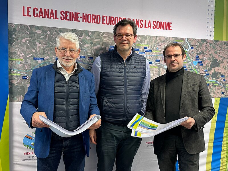 Jean-Marie Allonneau, président de la commission d’enquête, David Bécard, directeur Environnement, et Pierre-Yves Biet, directeur Partenariats et Territoires à la Société du Canal Seine-Nord Europe (SCSNE)