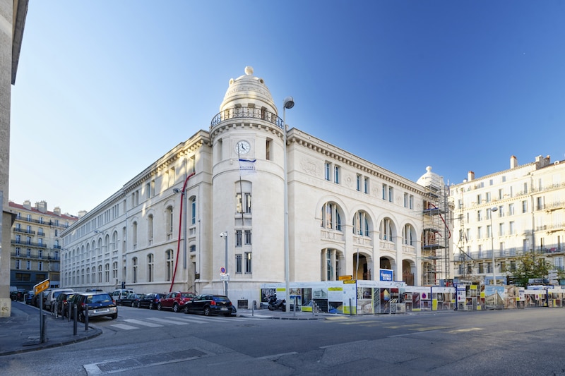 Restructuration de La Poste Colbert à Marseille (Bouches-du-Rhône)